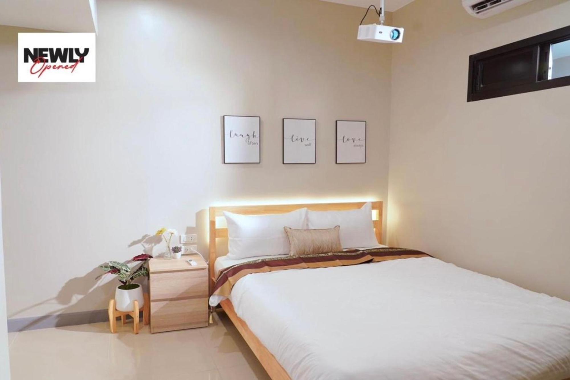 Bnb98 Silom Hotel 방콕 외부 사진