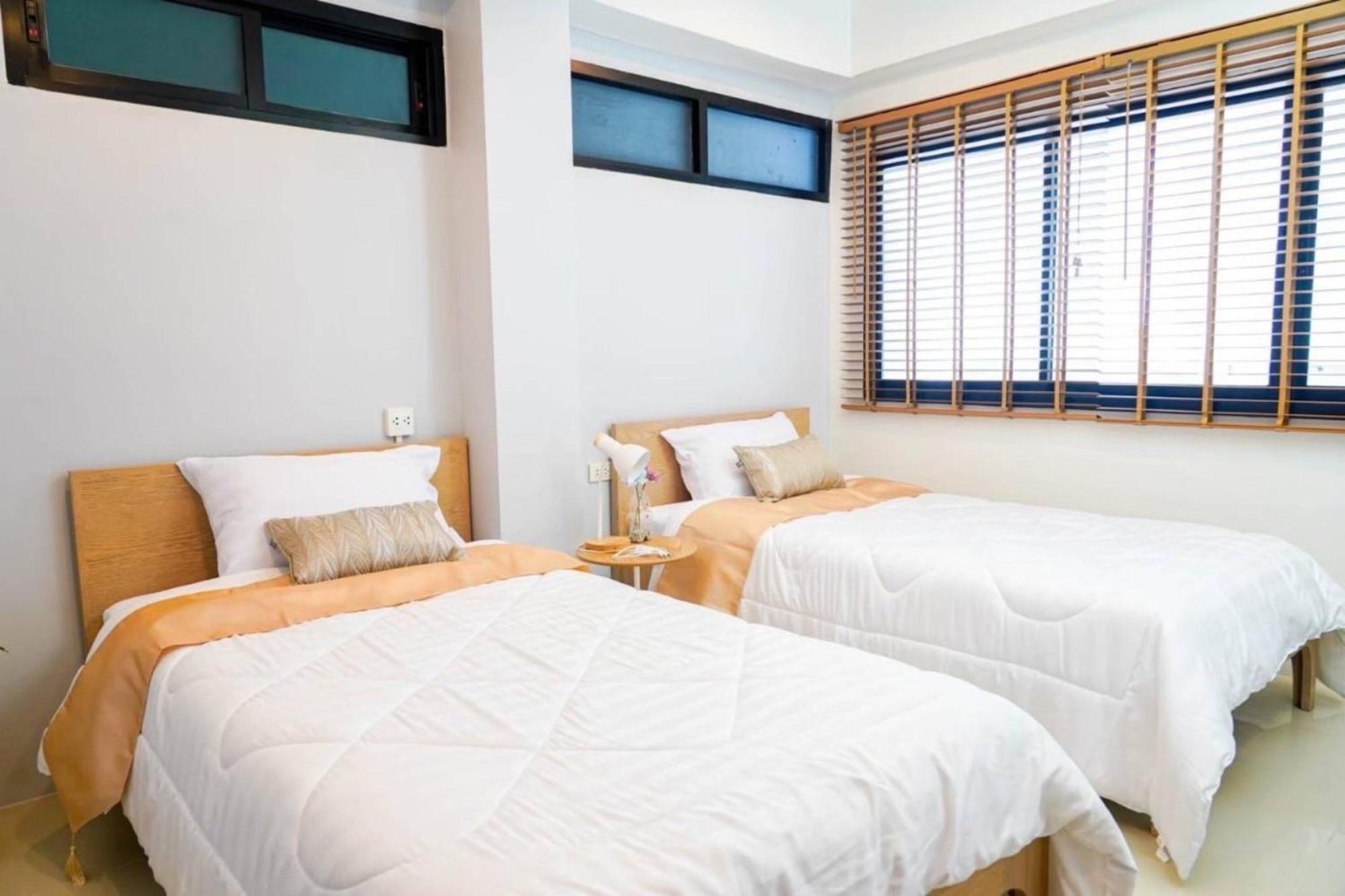 Bnb98 Silom Hotel 방콕 외부 사진
