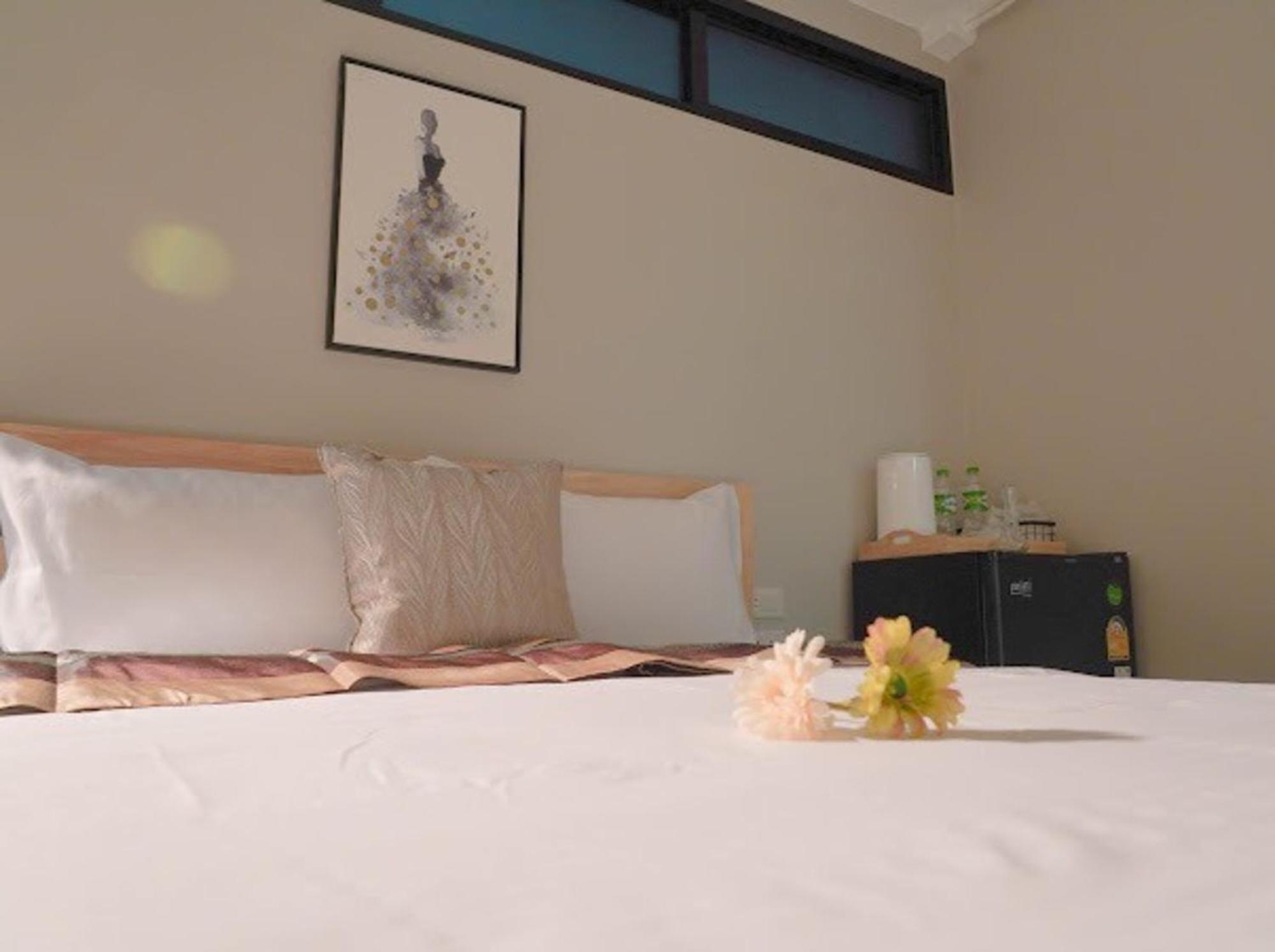 Bnb98 Silom Hotel 방콕 외부 사진