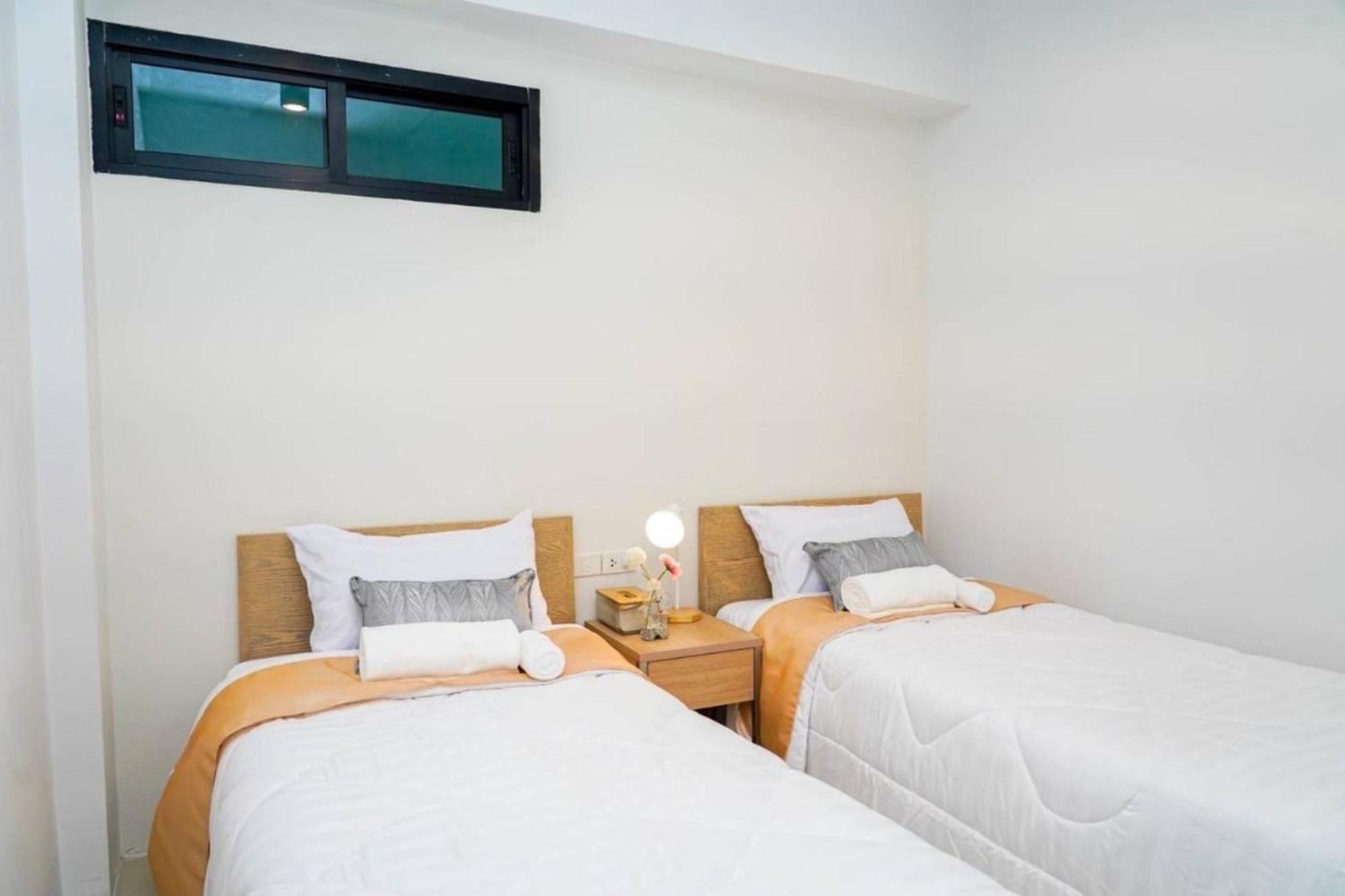 Bnb98 Silom Hotel 방콕 외부 사진
