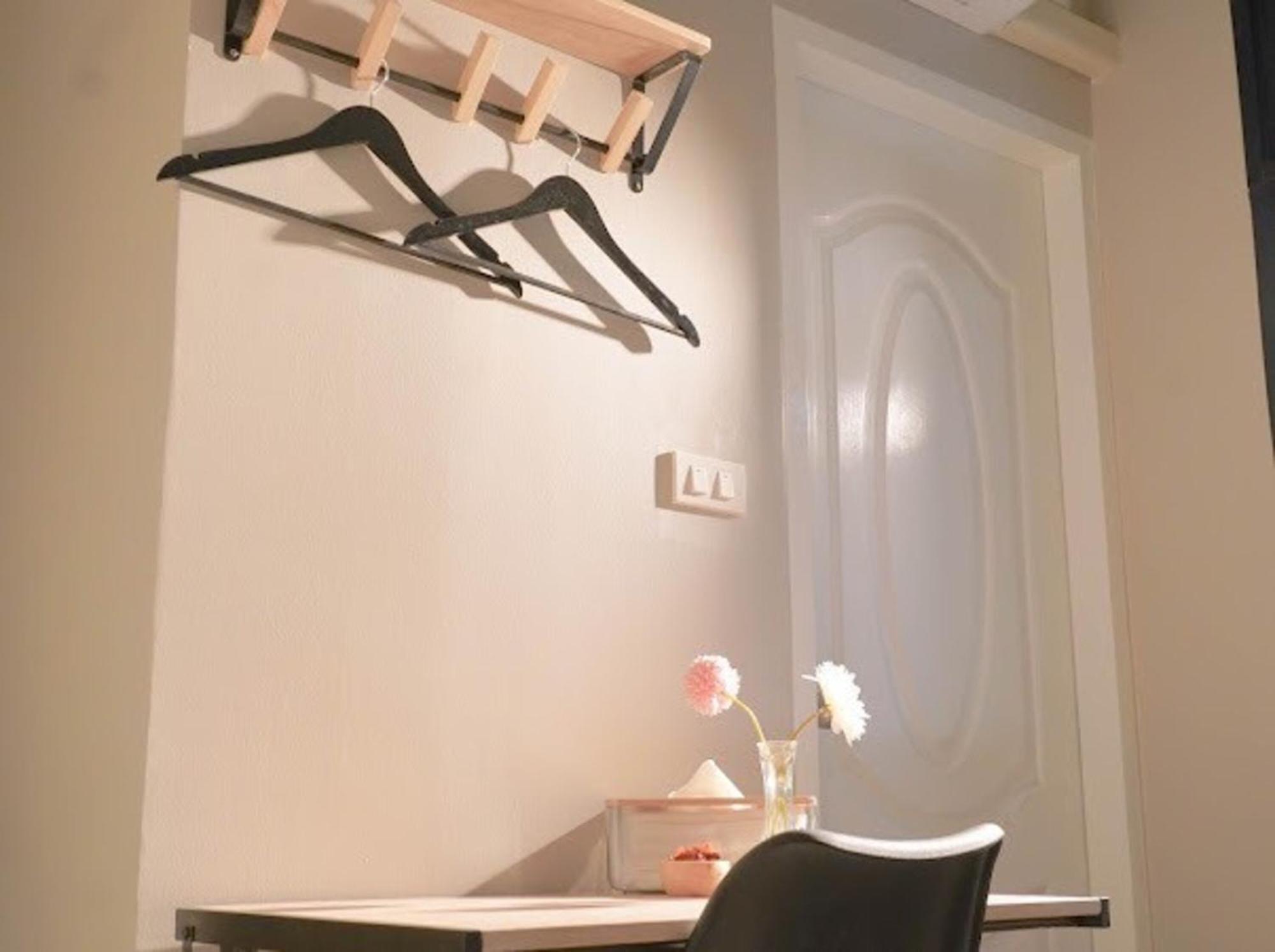 Bnb98 Silom Hotel 방콕 외부 사진