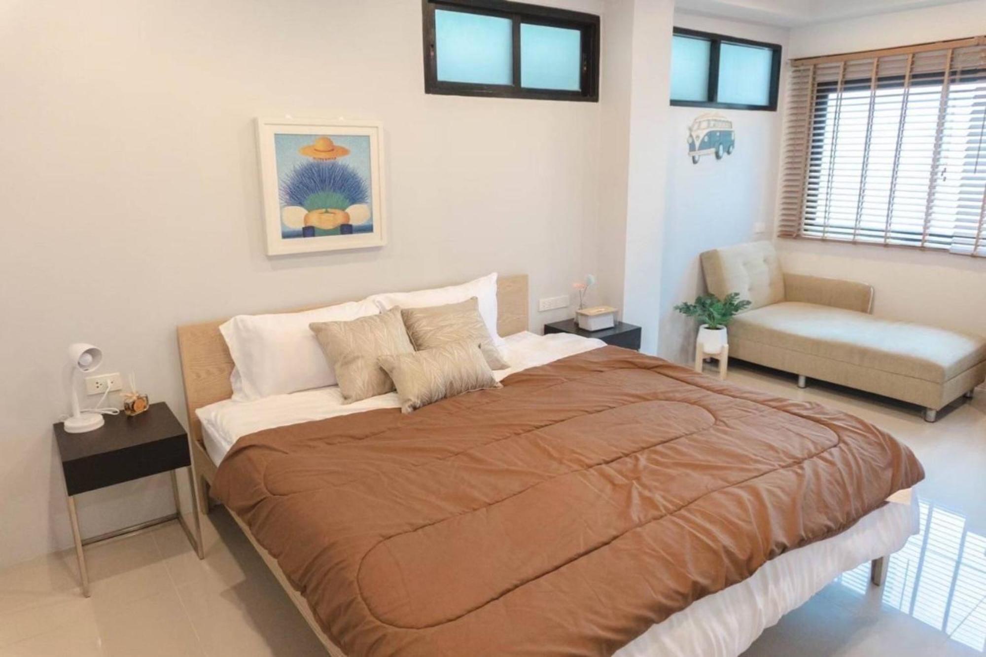 Bnb98 Silom Hotel 방콕 외부 사진